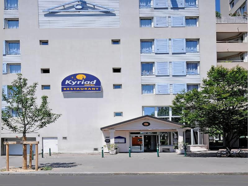 Ibis Styles Lyon Croix Rousse Hotel Exterior foto